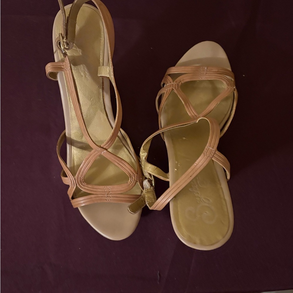 Stylish Tan Strappy Sandals